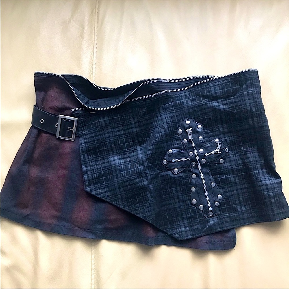 CYBER PUNK CROSS EMO MINI SKIRT Chrome hearts inspired - Picture 5 of 7